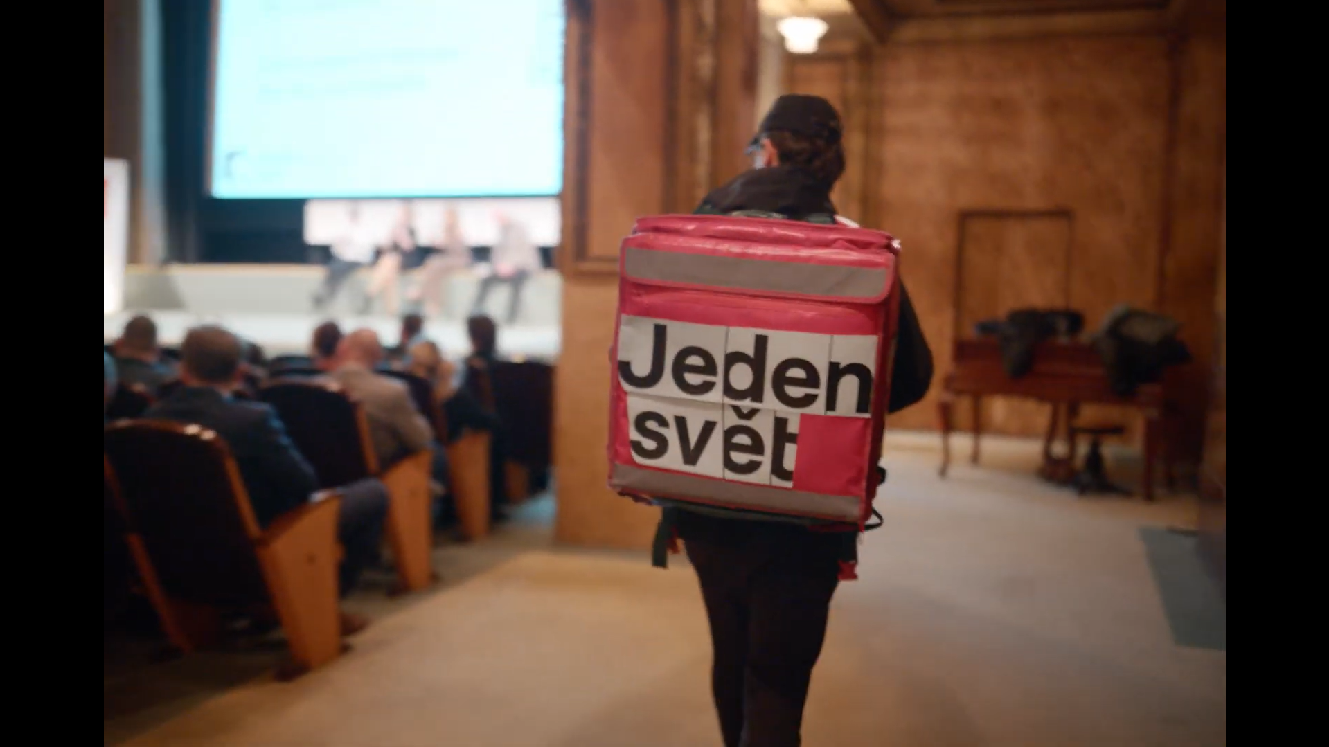 Objednal si někdo lidská práva?